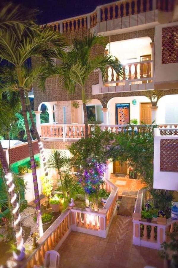 איסלה מוחרס Hotel Francis Arlene Adults Only מראה חיצוני תמונה